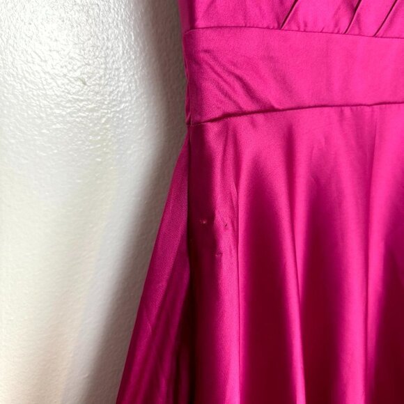 MAC DUGGAL One-Shoulder Long Sleeve Satin High/Low Gown in Berry Size US 0 - Picture 8 of 13